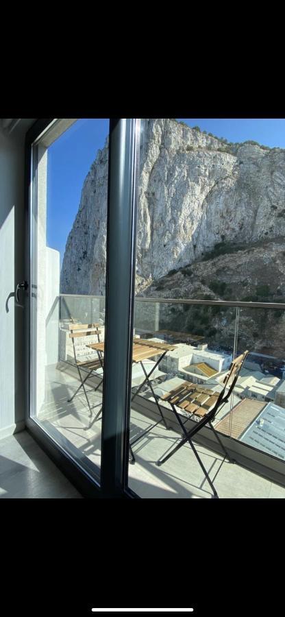 Cp High Floor Luxury Studio Gibraltar Exterior photo